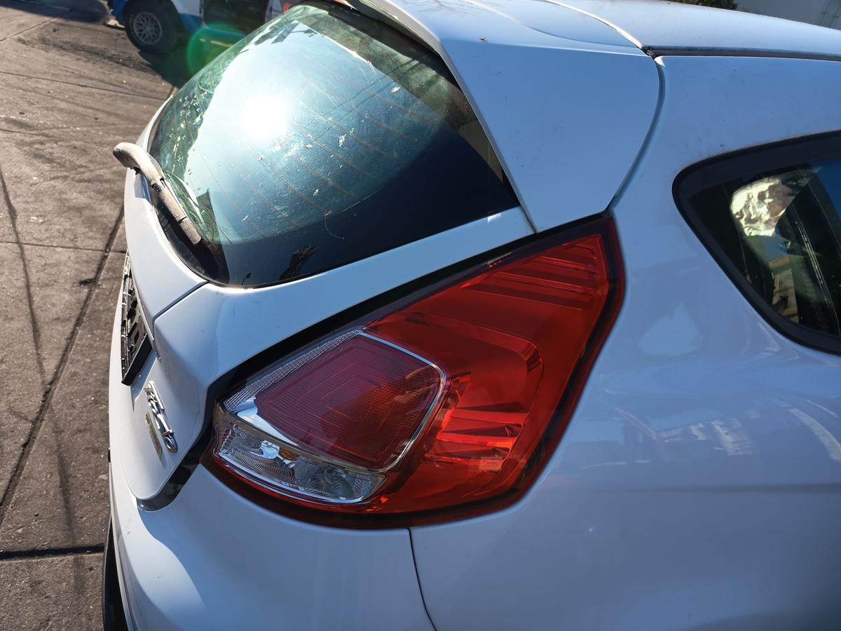 Ford Fiesta VI CCN orig R&uuml;ckleuchte rechts Heckleuchte Frost-Wei&szlig; Bj 2013