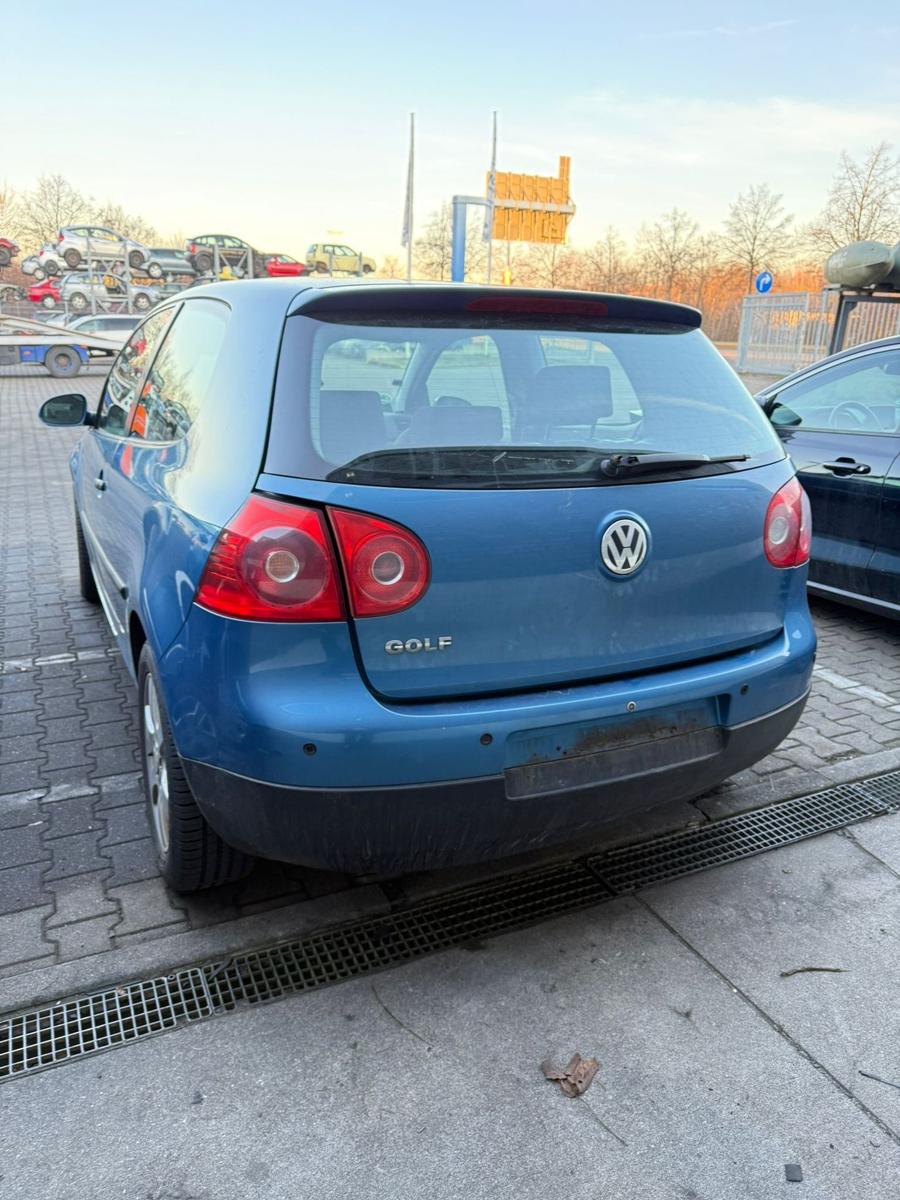 VW Golf V original Stoßstange Stoßfänger vorn LC5G Costa Blue Pearl Fließheck BJ03