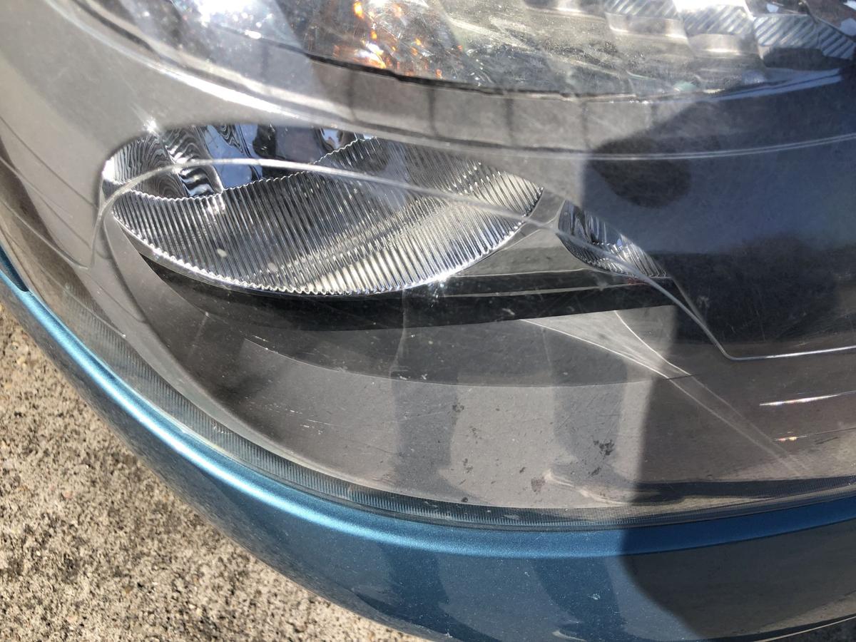 Renault Clio II 2 Campus Scheinwerfer rechts Frontscheinwerfer Halogen Kratzer