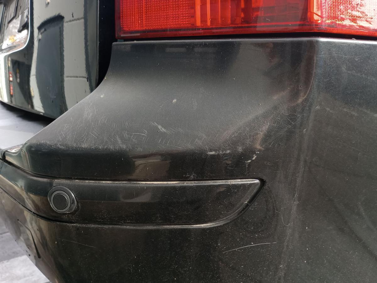 Volvo V50 original Stoßstange Stossfänger hinten Heck 452 Saphireschwarz Bj 2005