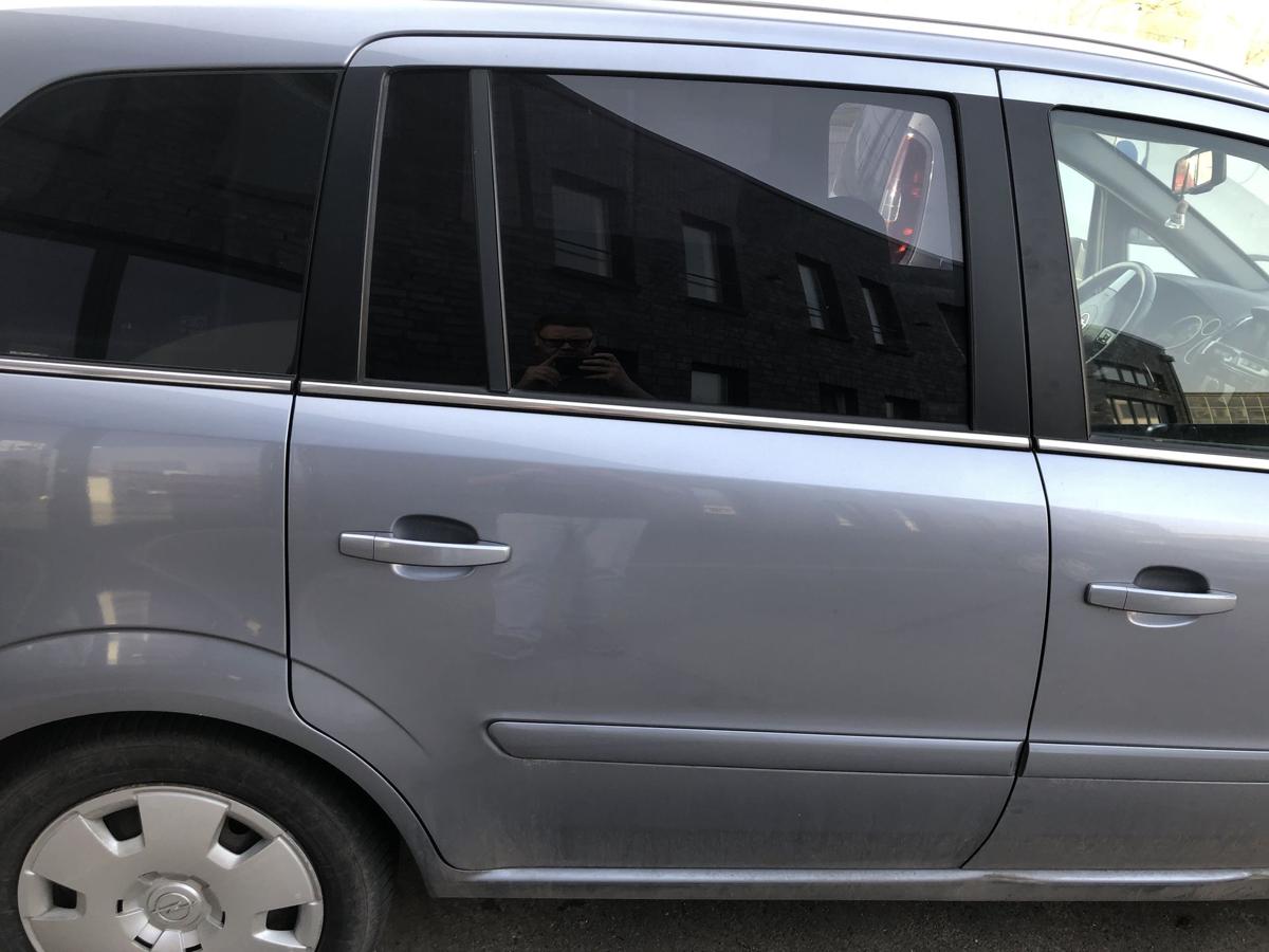 Opel Zafira B T&uuml;r hinten rechts Fondt&uuml;r im Rohbau 4AU Lichtsilber Metallic