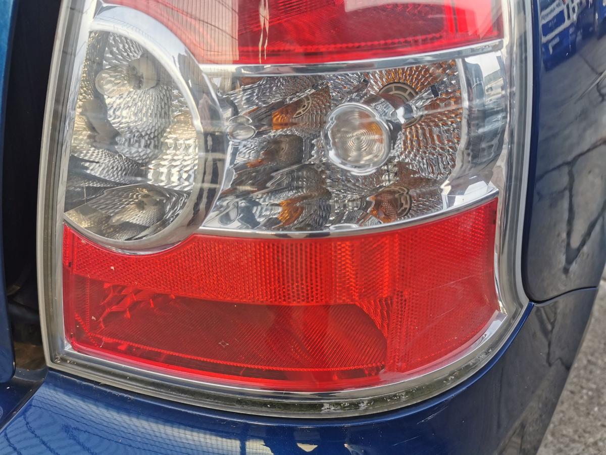 Hyundai Accent III MC R&uuml;ckleuchte Schlussleuchte R&uuml;cklicht hinten rechts 3trg