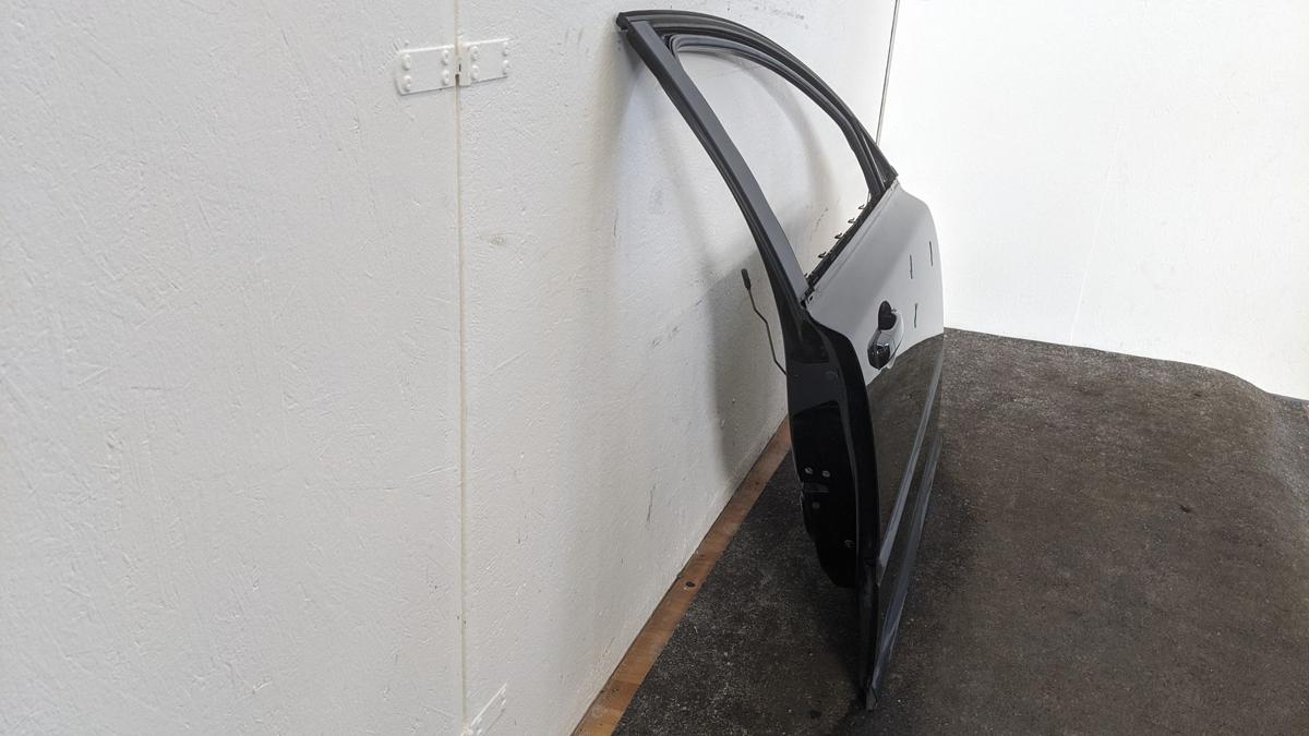 Volvo V50 M T&uuml;r vorn rechts Beifahrert&uuml;r Black Stone Solid