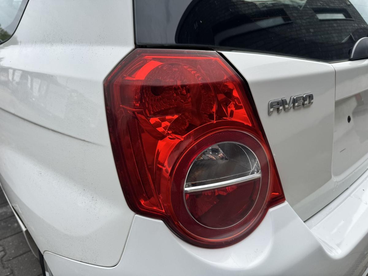 Chevrolet Aveo original R&uuml;cklicht R&uuml;ckleuchte Schlussleuchte links Bj.2010
