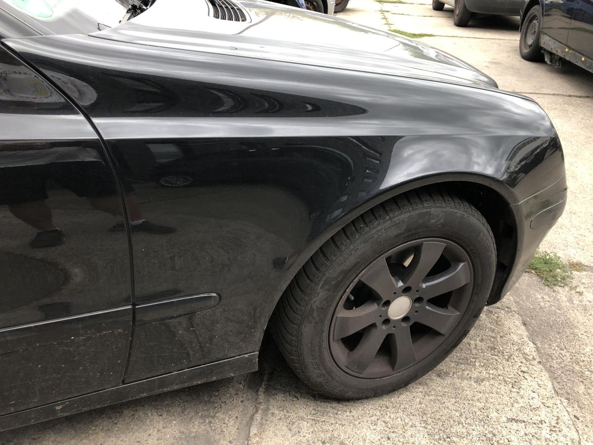 Mercedes E Klasse 211 Kotfl&uuml;gel vorn rechts Beifahrerseite 197 Obsidianschwarz