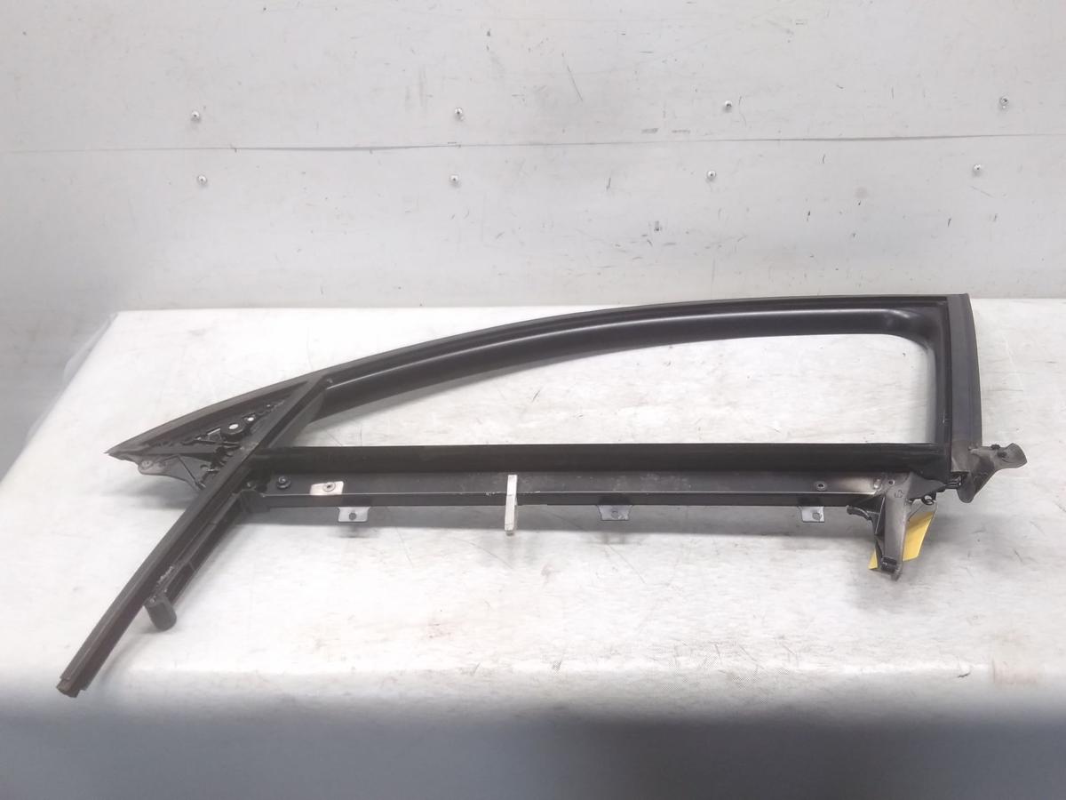 Audi A6 4F original Türrahmen Fensterrahmen vorn links BJ2005