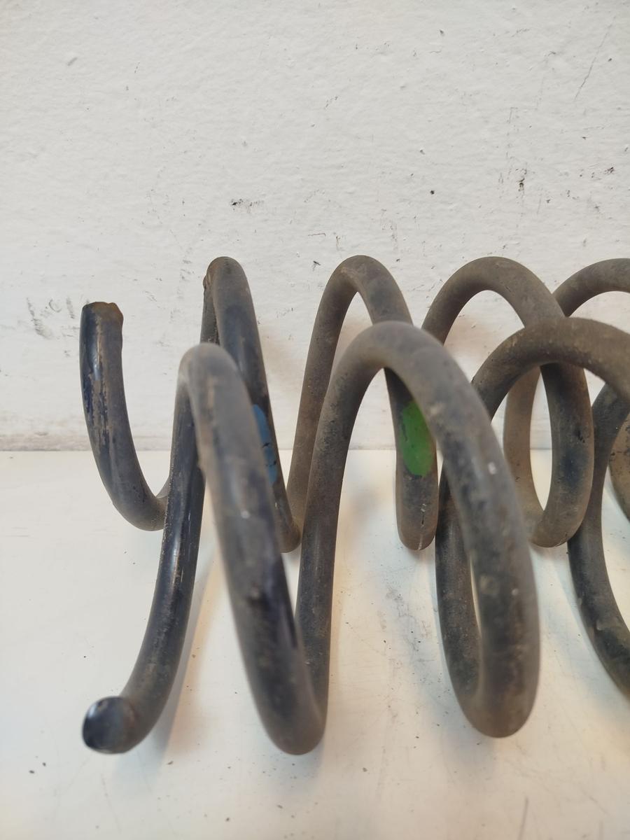 Nissan Qashqai J11 Satz Schraubenfeder Federn Hinterachsfedern Feder 1.2 85kw