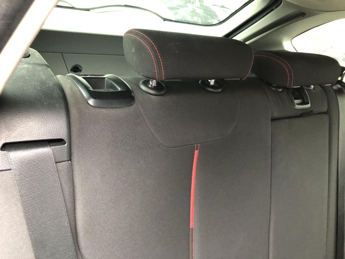 BMW 3er F31 Kombi Sportline Sitzbank R&uuml;cksitzbank R&uuml;ckbank R&uuml;cksitz roten N&auml;hte
