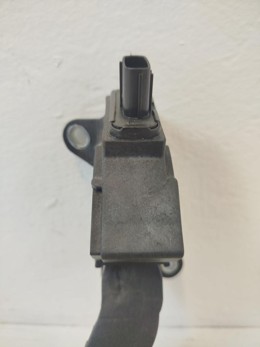 Toyota Yaris XP13 Gaspedal Gaswertgeber Gaspoti