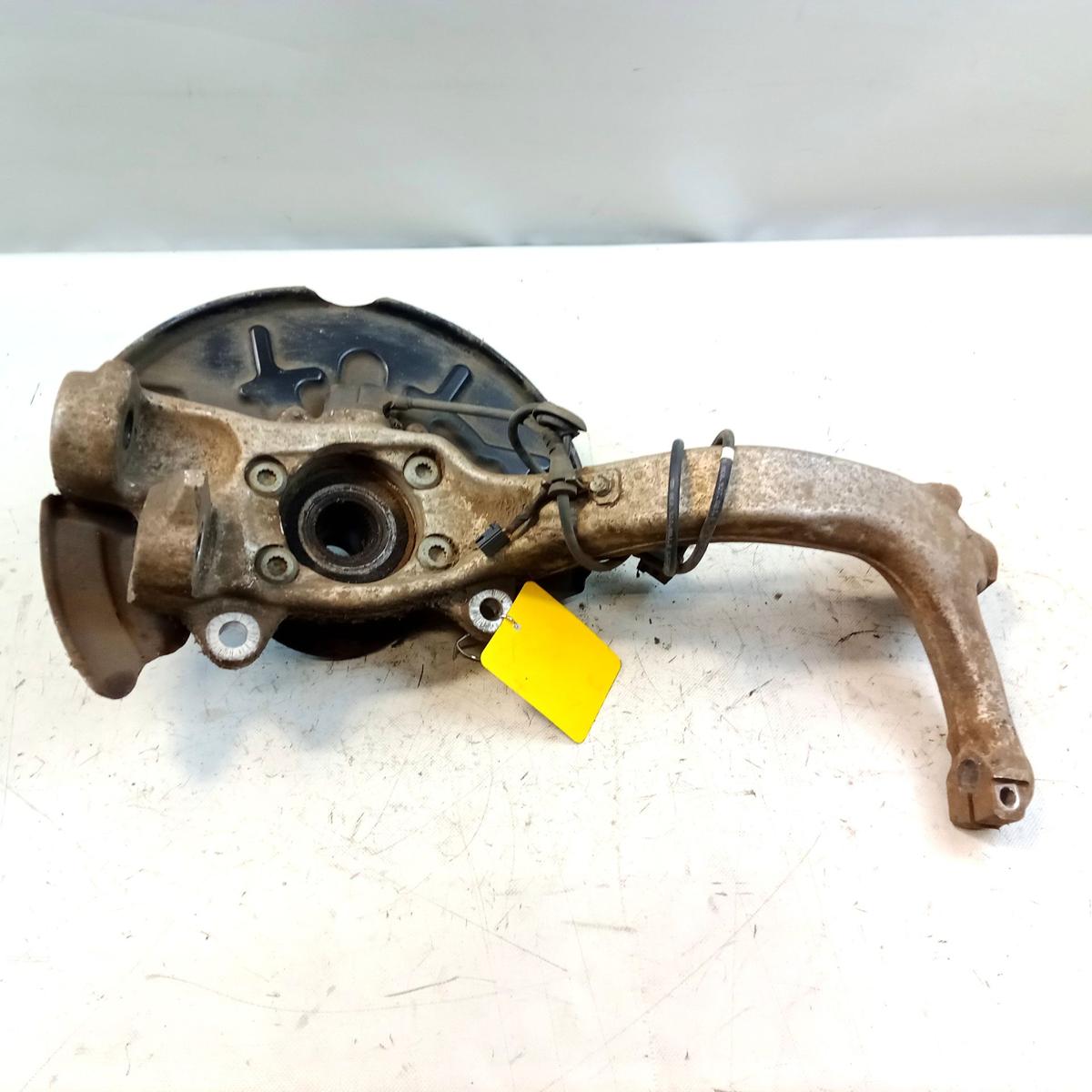 Audi A4 8E B7 orig Achsschenkel Radlagergeh&auml;use vorn rechts 1.9TDI 85kw BJ2005