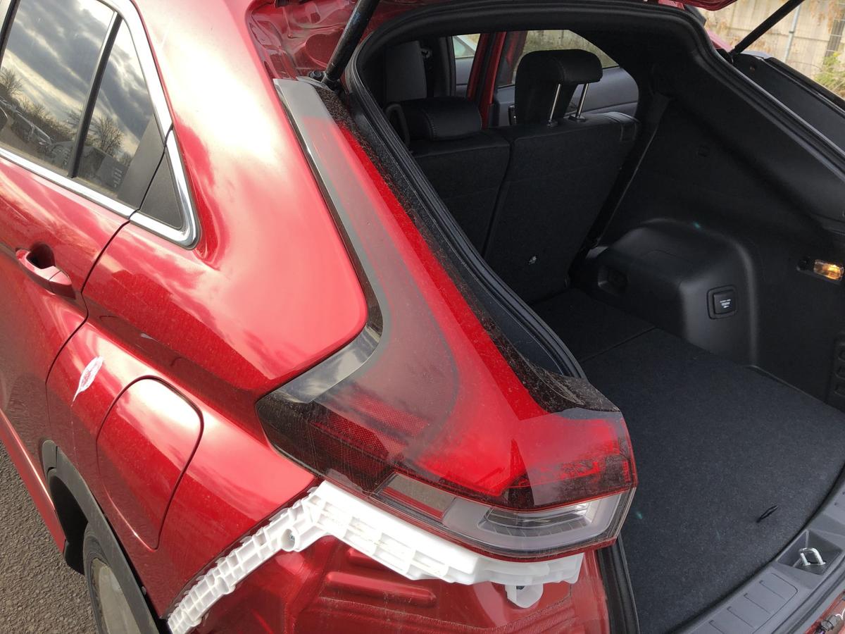Mitsubishi Eclipse Cross GK0 ab21 Rückleuchte links Außenteil Rücklicht Leuchte