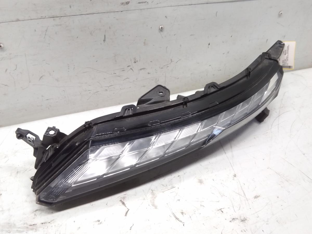 Mitsubishi Eclipse Cross original LED Tagfahrleuchte Scheinwerfer vorn links oben