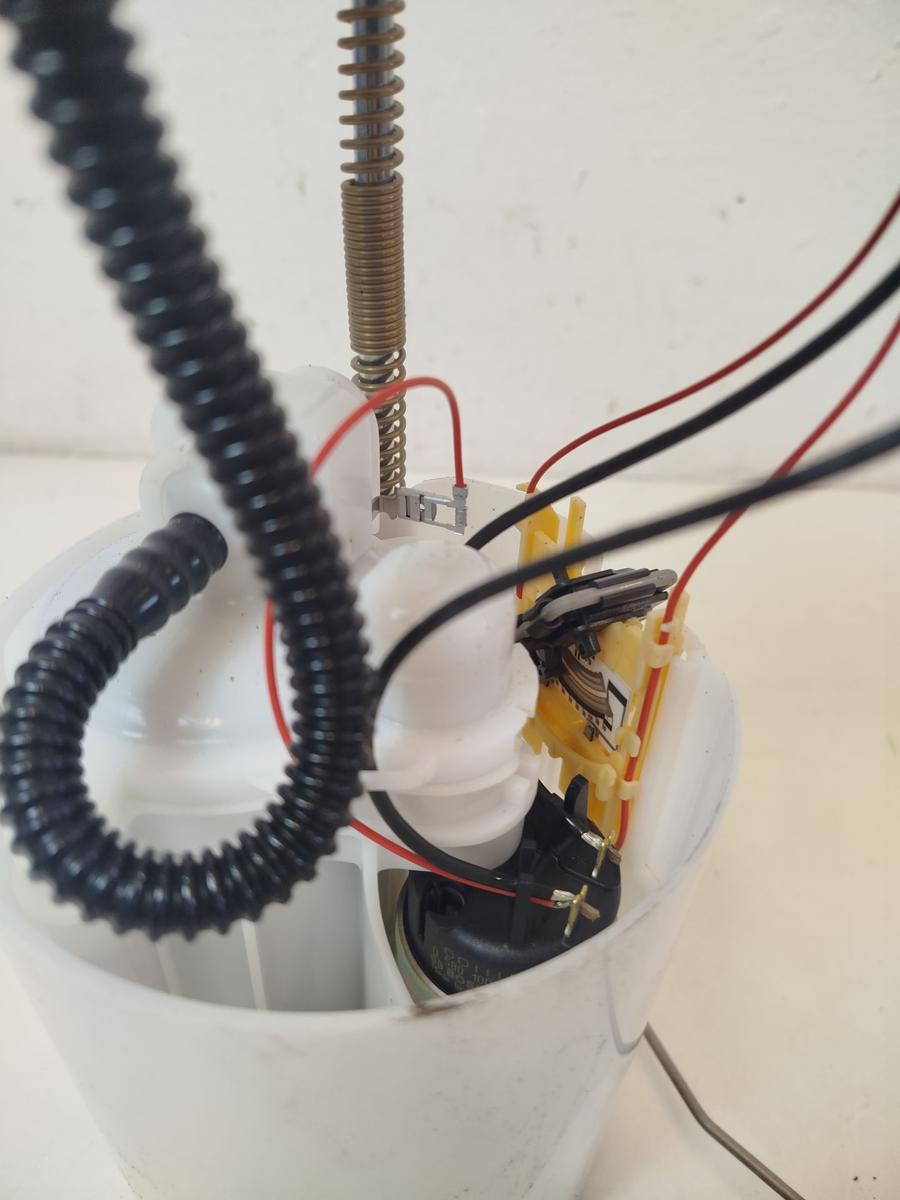 Nissan Qashqai J11 Kraftstoffpumpe Benzinpumpe 1.2 85kw Bosch 0580200283