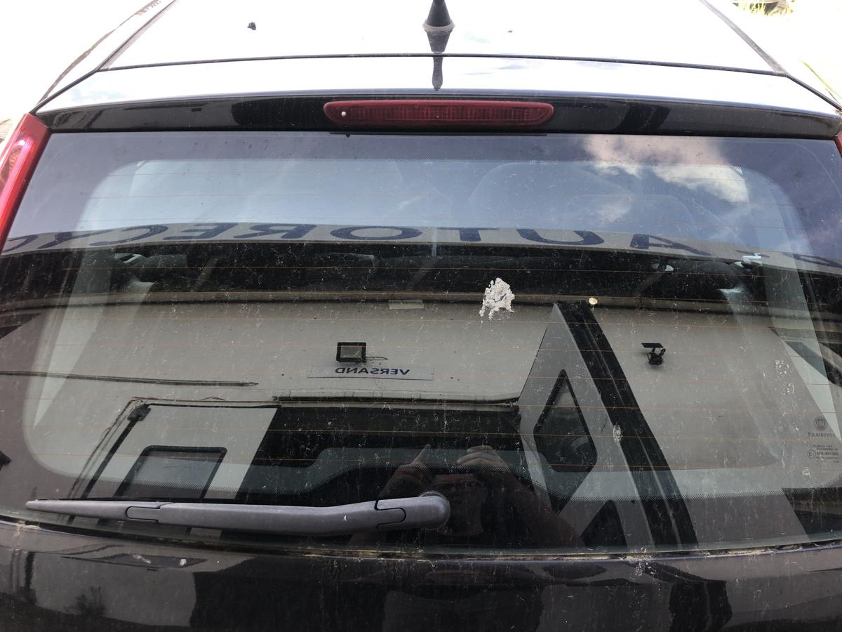 Fiat Punto EVO 199 Heckklappe mit Heckscheibe nur 5 t&uuml;rig ab 2012 876 schwarz