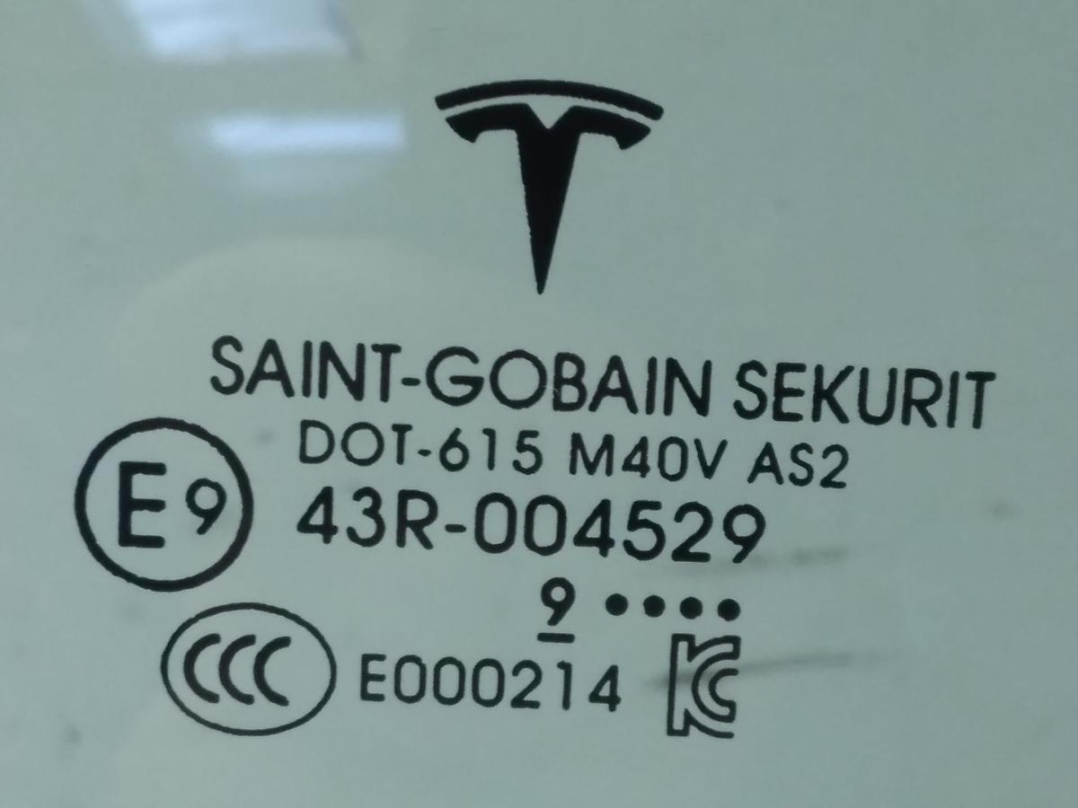 Tesla Model 3 original Türscheibe hinten links Verbundglas grüncolor BJ2019