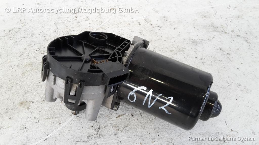 VW Polo 6N2 ab99 Wischermotor vorn 6X0955119 BOSCH 0390241178