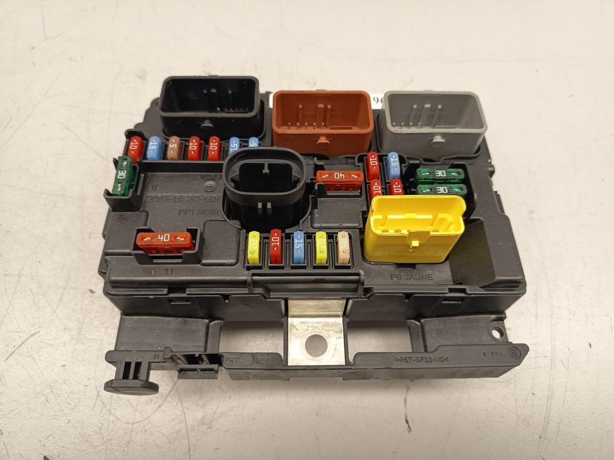 Peugeot 207 original Steuerger&auml;t Bordnetz BSM 9667199580 Baujahr 2010