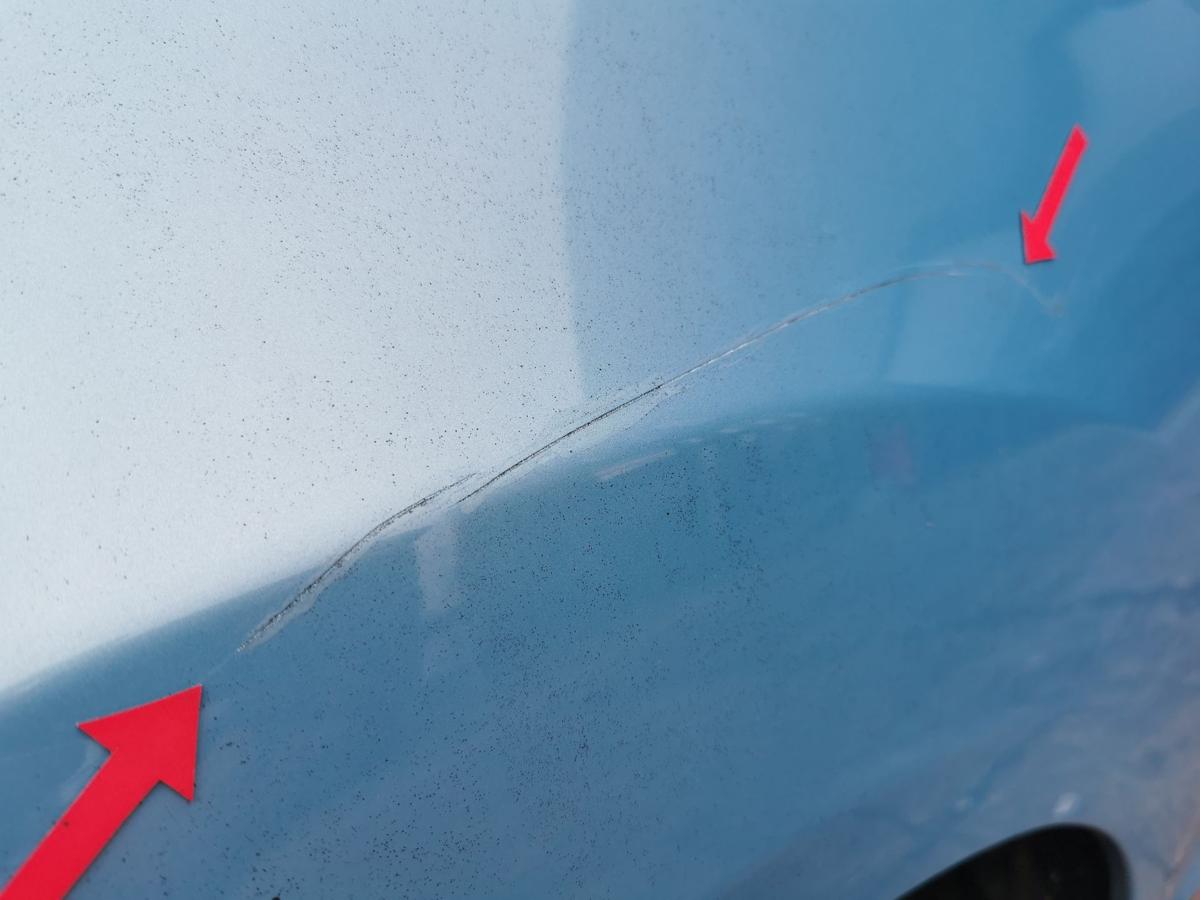Ford KA RU8 Kotflügel Fender Seitenwand vorn links Scuba Blau KRATZER