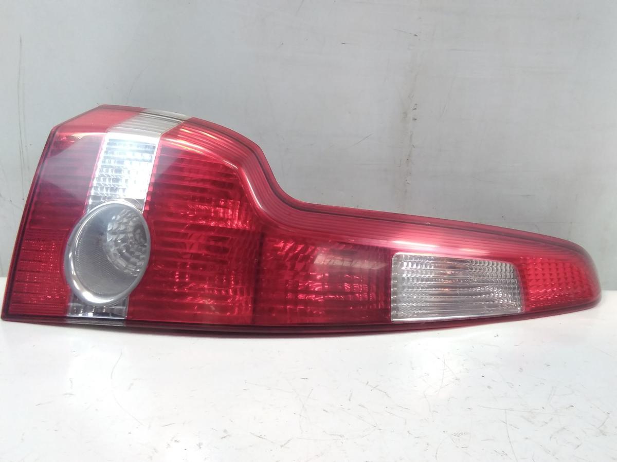 Volvo V50 original R&uuml;ckleuchte Heckleuchte links Bj.2005