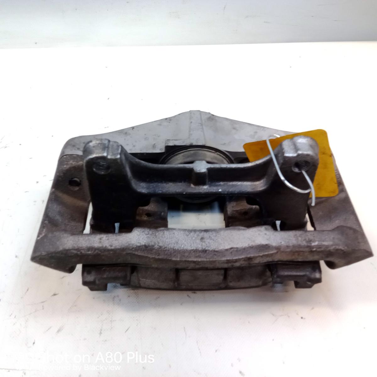 Audi A3 8P Quattro original Bremssattel Vorderachse rechts 345x30mm Bj.2004