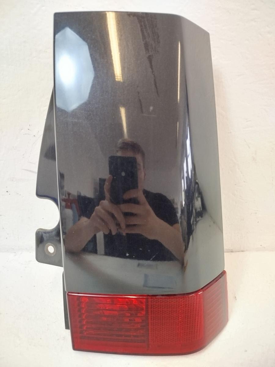 Opel Meriva A Blende Abdeckung Verkleidung unter Rückleuchte rechts Z20R