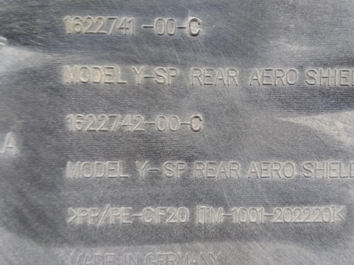 Tesla Model Y RWD original Motorunterschutz Heckmotor Plastikunterschutz Hinterachse BJ2023