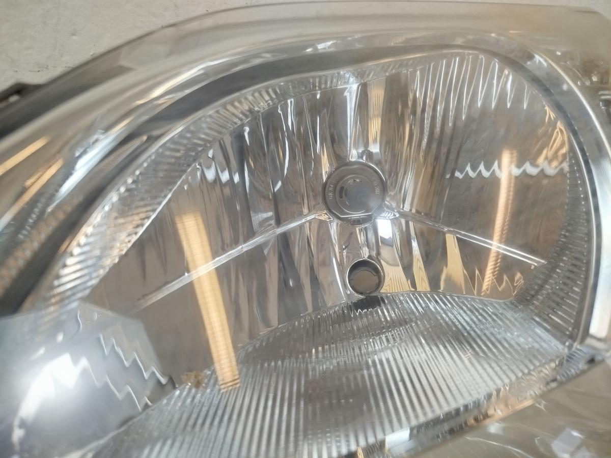 Dacia Logan MCV Scheinwerfer Frontscheinwerfer Hauptscheinwerfer vorn links 09-