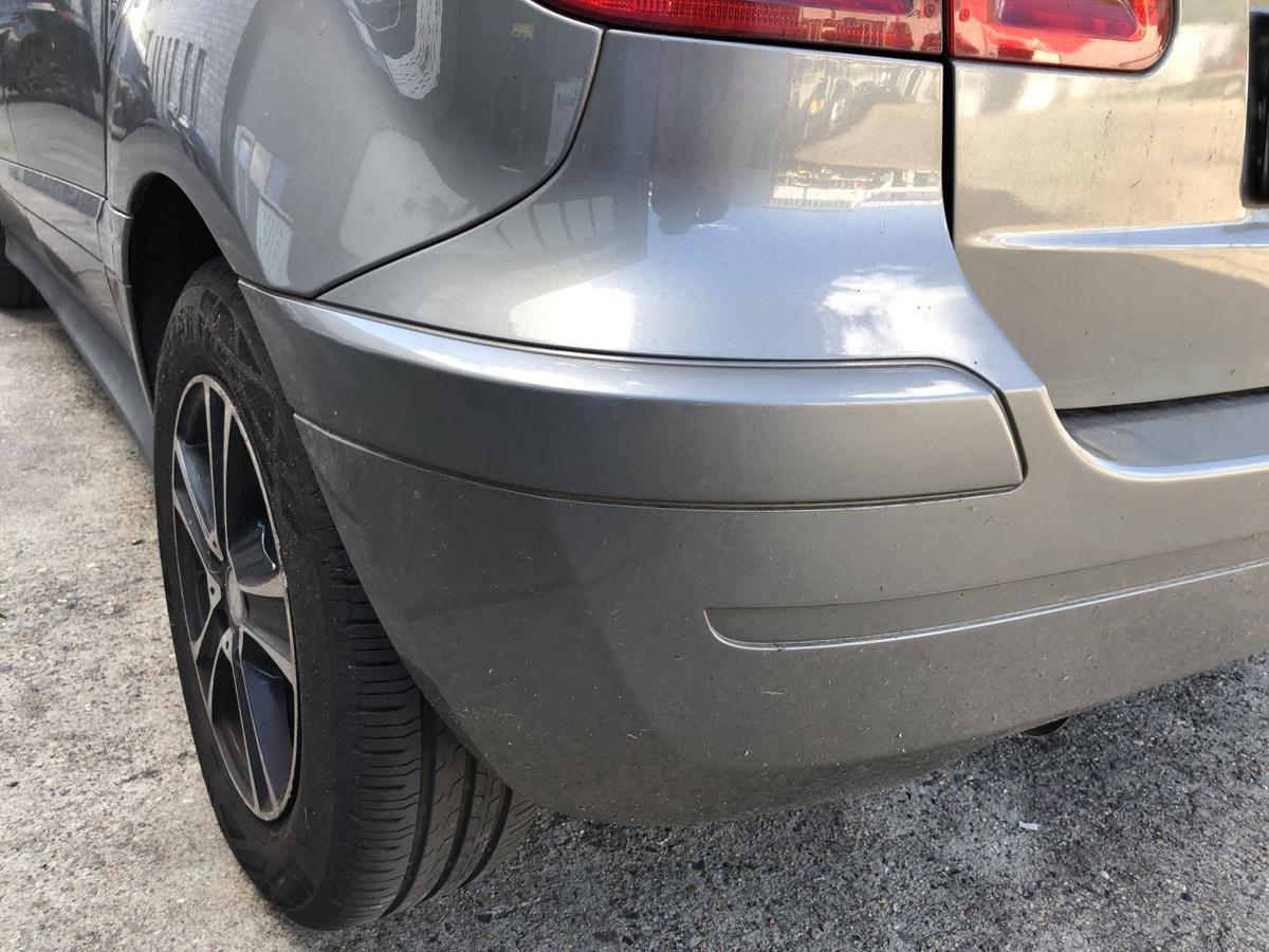 Mercedes B Klasse W245 Sto&szlig;f&auml;nger hinten Hecksch&uuml;rze Hecksto&szlig;stange 748 grau