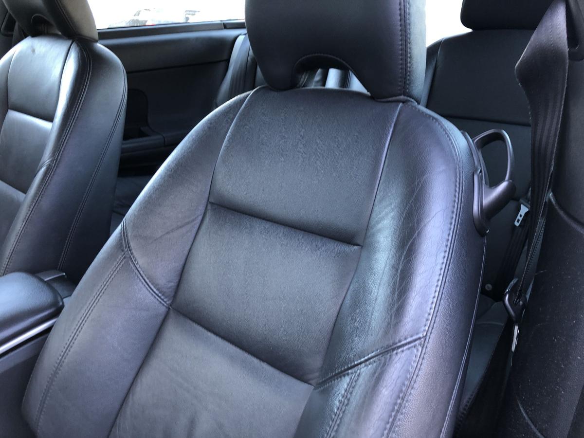 Volvo C30 Typ M Sitz vorn links Fahrersitz Leder Ledersitz ohne Heizung