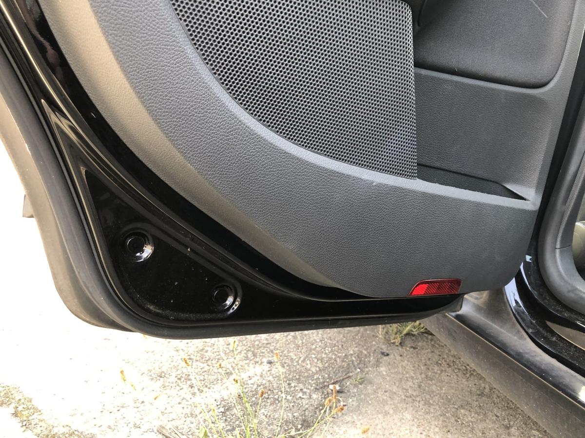 VW Jetta 1K Tür hinten links Fondtür im Rohbau LC9X Deep Black Perl