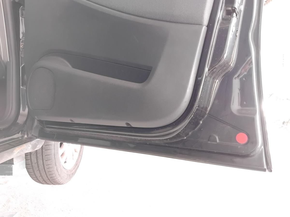 Lancia Musa Tür vorn rechts Beifahrertür BJ2009 schwarzmetallic 601 nero masaccio