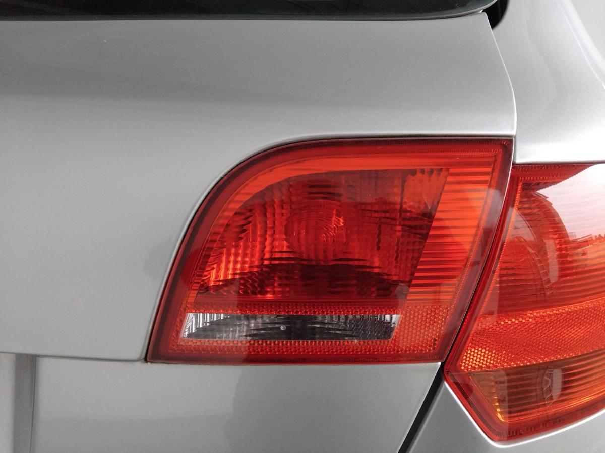 Audi A3 8P Sportback original Rückleuchte Heckleuchte rechts innen BJ2006 5Türer