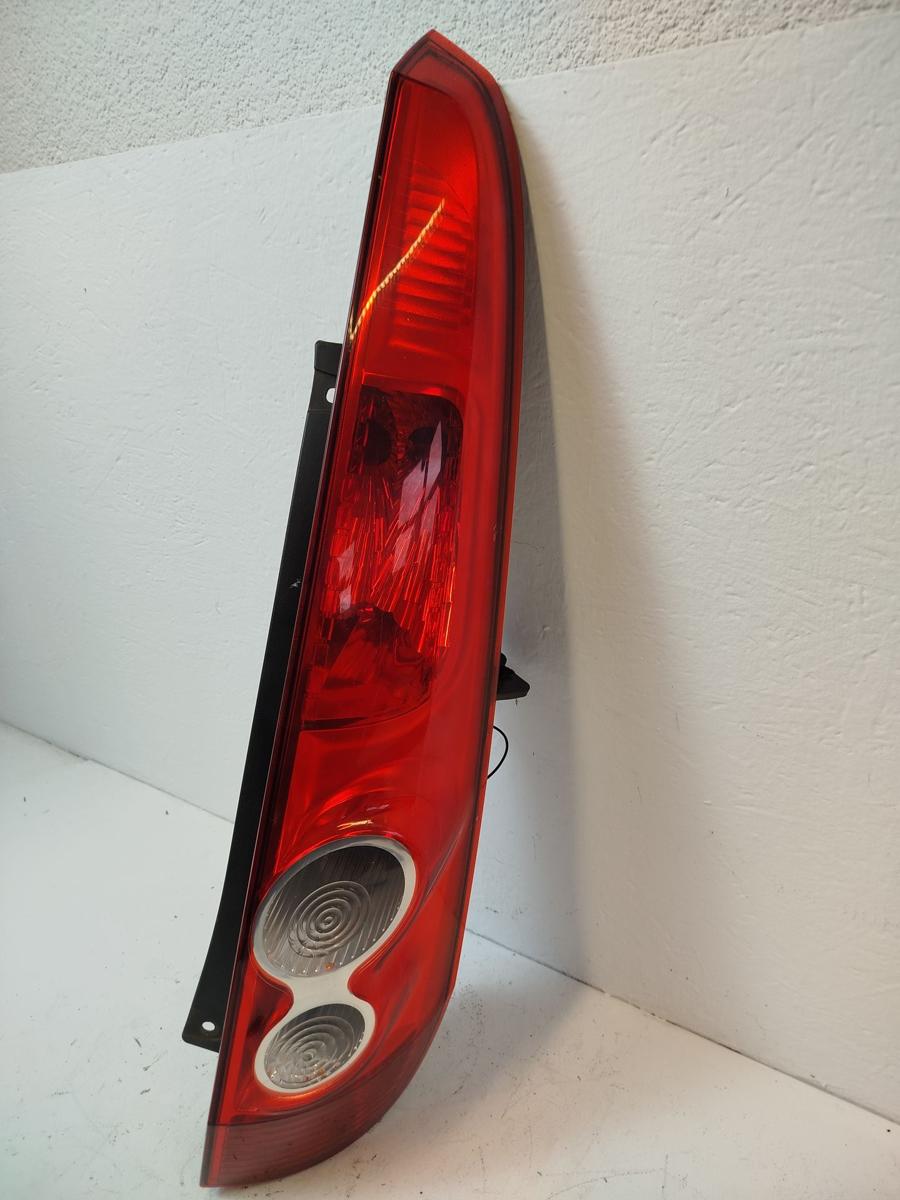 Ford Fiesta JH1 Rückleuchte Schlussleuchte Rücklicht rechts 5trg ab Bj 2005