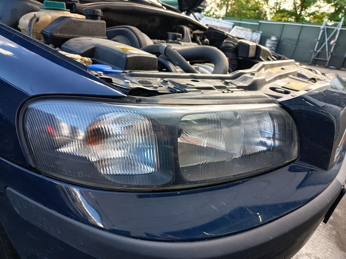 Volvo V70 original Scheinwerfer rechts Halogen Baujahr 2002
