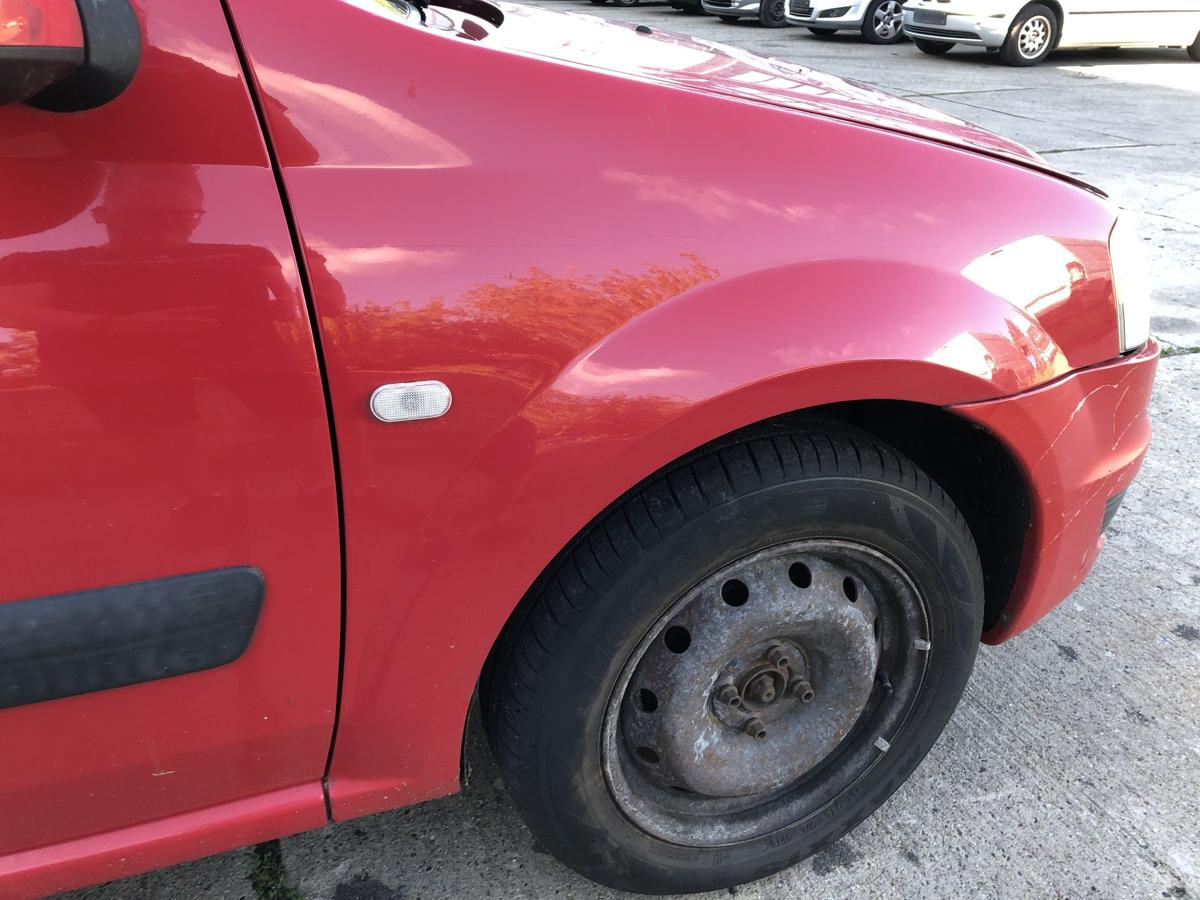 Dacia Logan MCV Kotfl&uuml;gel rechts Beifahrerseite Seitenwand OV21D Red Passion