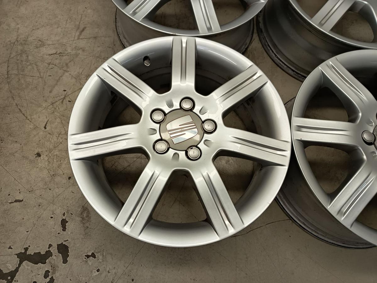 Seat Leon 1P original Satz Alufelgen 6,5x16ET50 1P0601025 Bj 2005