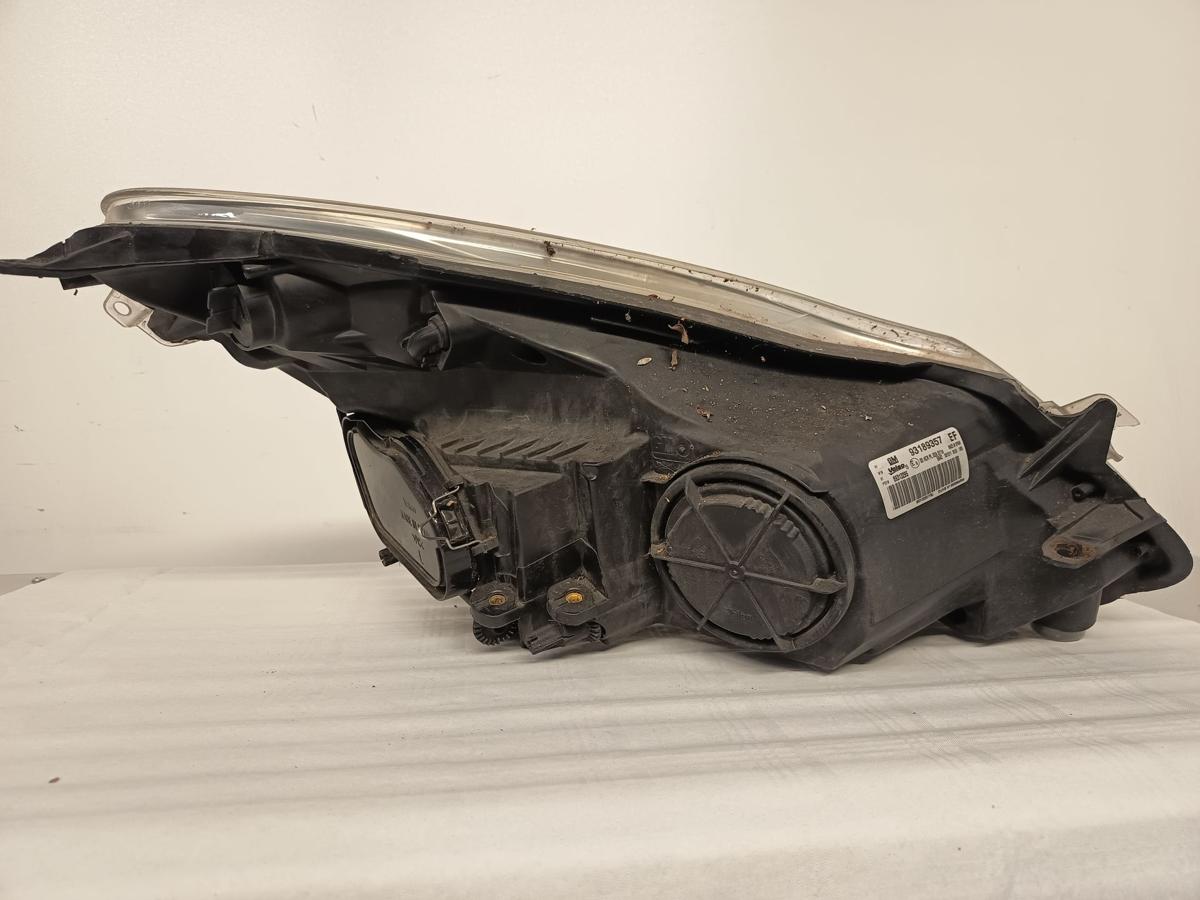 Opel Corsa D bis 2010 vor Facelift original Scheinwerfer vorn links