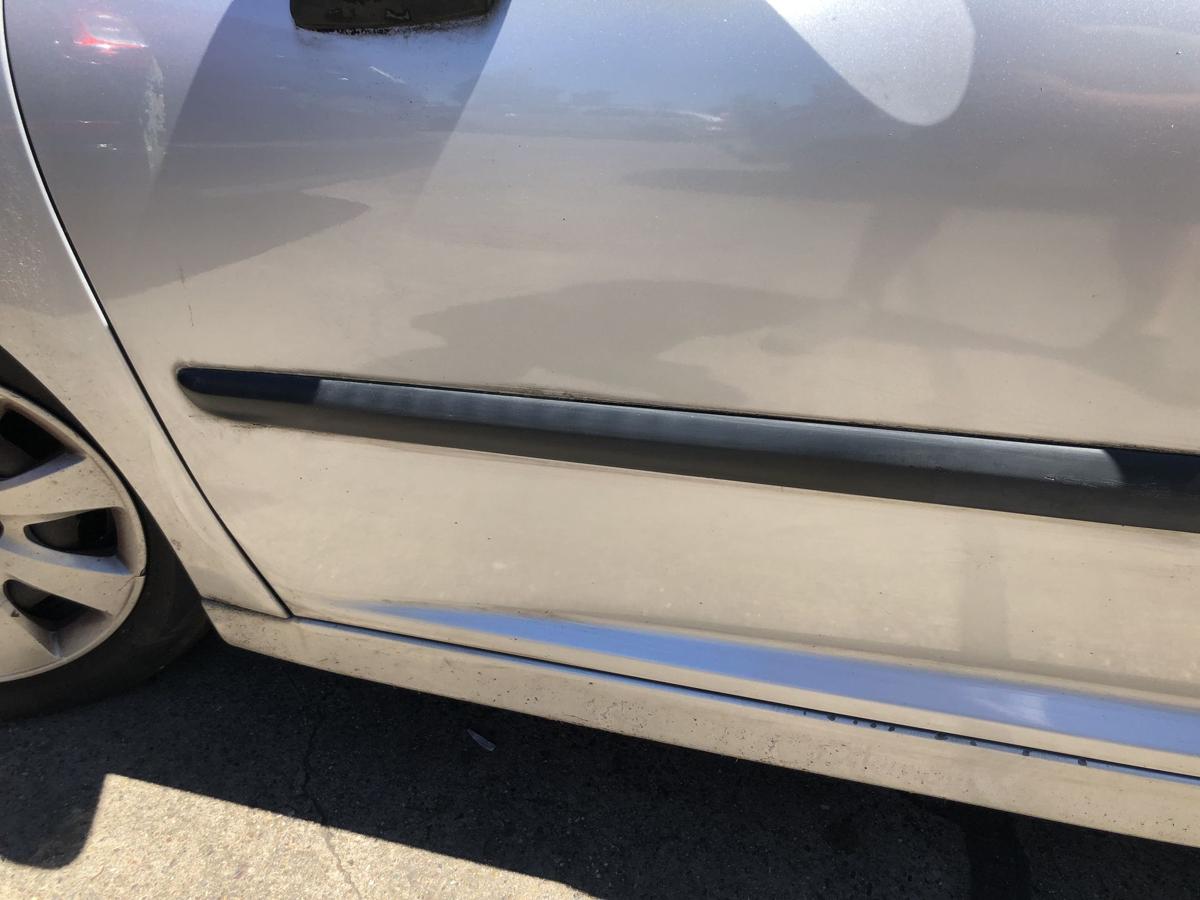 Peugeot 207 WA WC T&uuml;r vorn links Fahrert&uuml;r nur 5 t&uuml;rer Rohbau EZR Aluminiumgrau