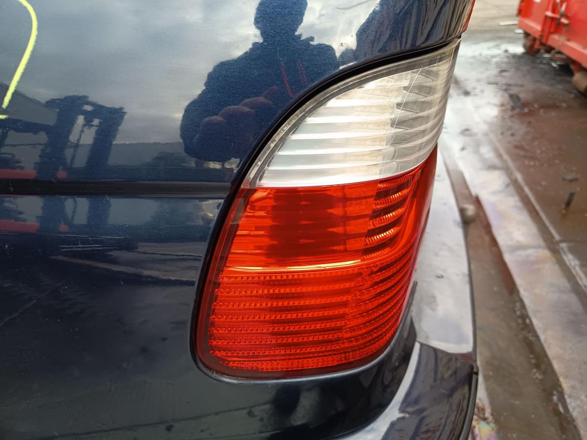 BMW E39 Touring original R&uuml;ckleuchte links Heck Schluss Licht Bj 2003