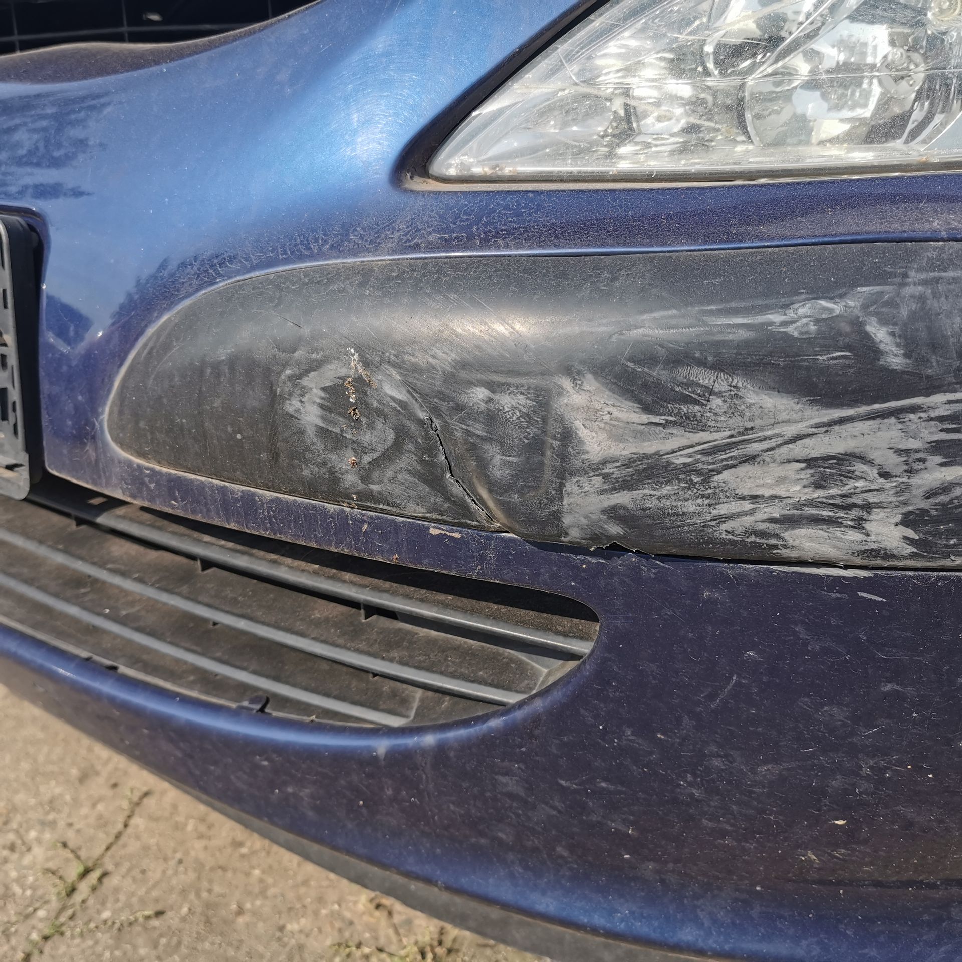 Peugeot 307 3A/3C Stoßstange Stoßfänger Bumper vorn EGE China Blau BILDER