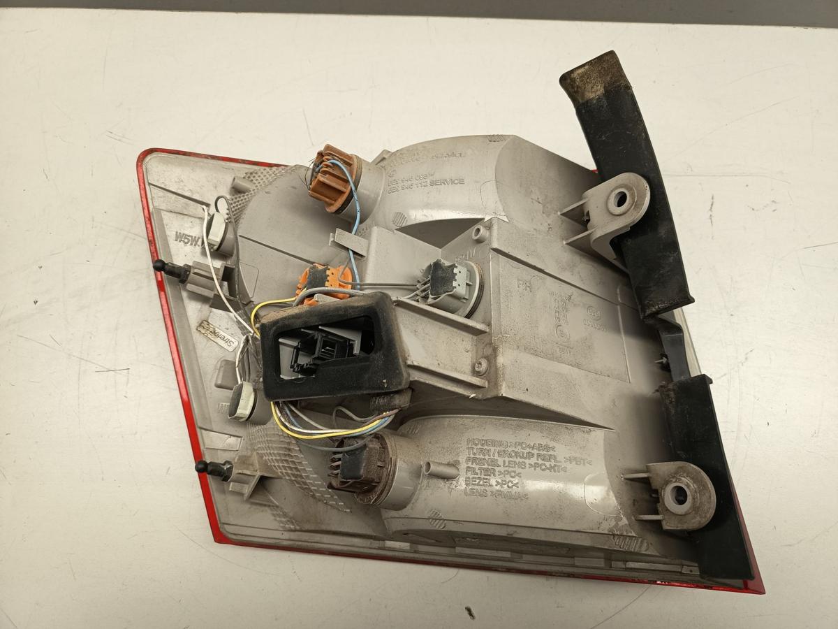 Skoda Octavia III 5E Combi orig R&uuml;ckleuchte rechts Heck/Schluss/Licht Bj 2016