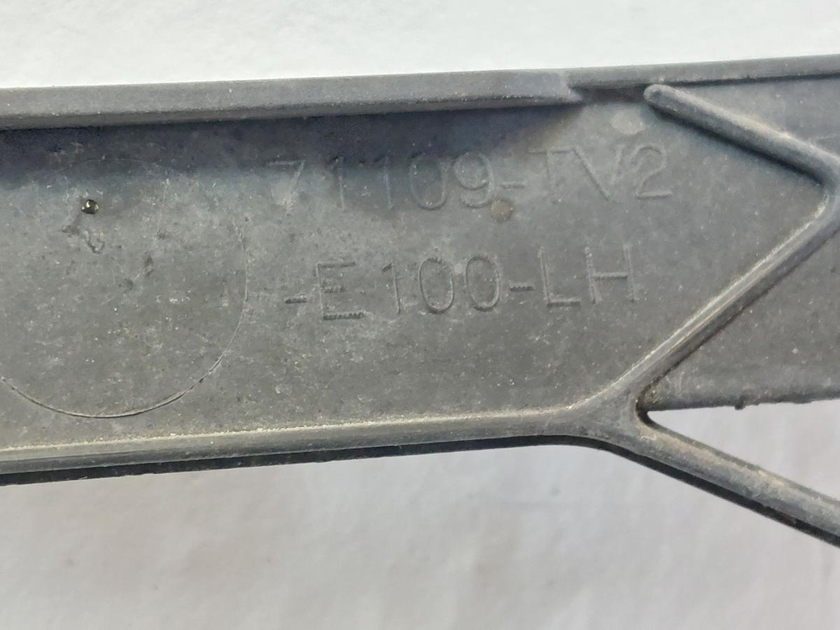 Honda Civic Tourer IX MK9 FK3 Gitter vorn links Nebelscheinwerferabdeckung OEM