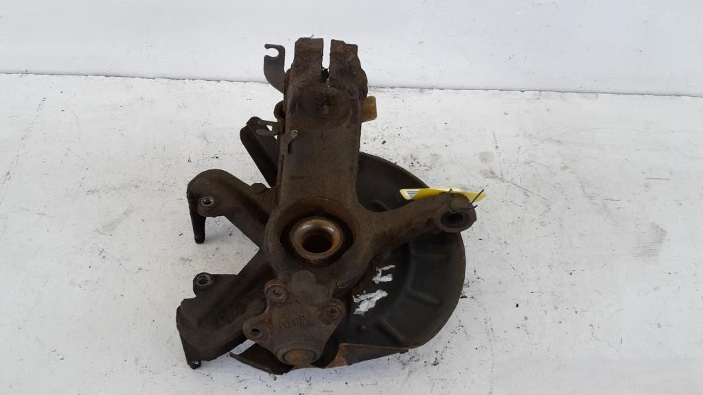 Seat Ibiza 6L Achsschenkel vorn rechts 1.2 47kw Bj 06