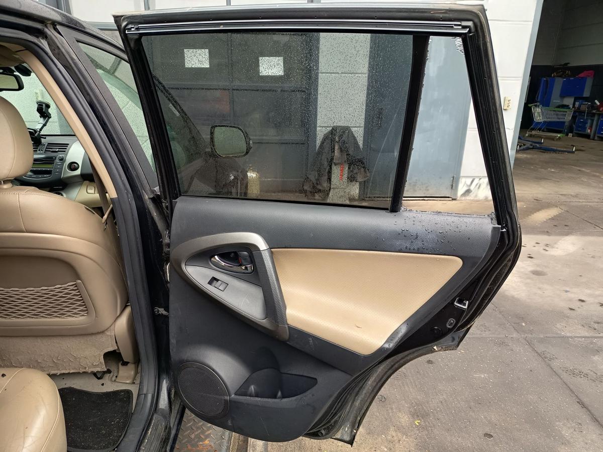 Toyota Rav4 original T&uuml;r hinten rechts 202 Black Uni Baujahr 2009