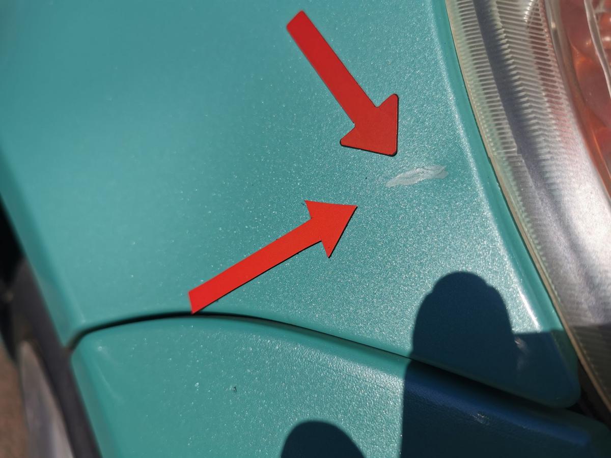 Toyota Yaris XP10 Kotflügel Fender Seitenwand vorn rechts 764 Light Aqua DELLE