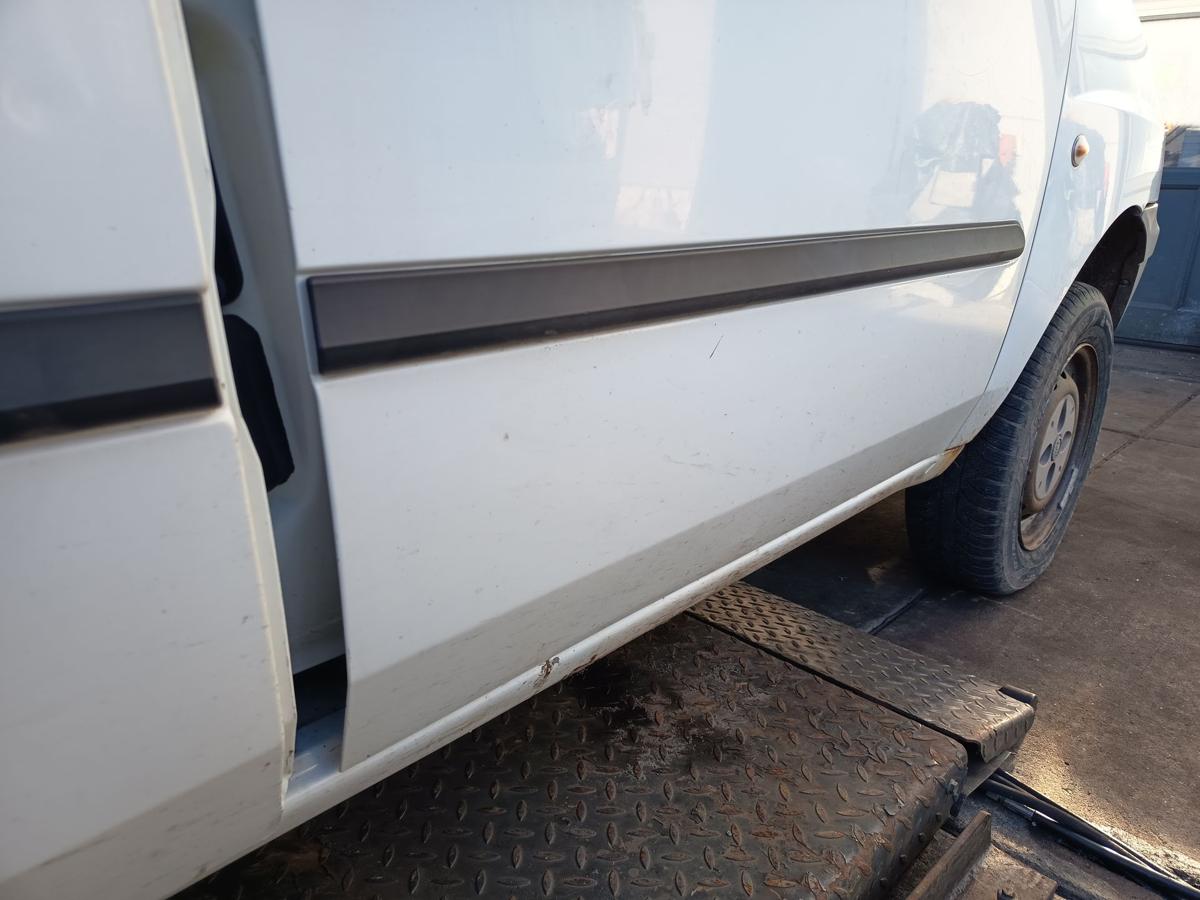 Fiat Doblo Cargo 223 original T&uuml;r vorn rechts Beifahrer Wei&szlig; uni Bj 2001