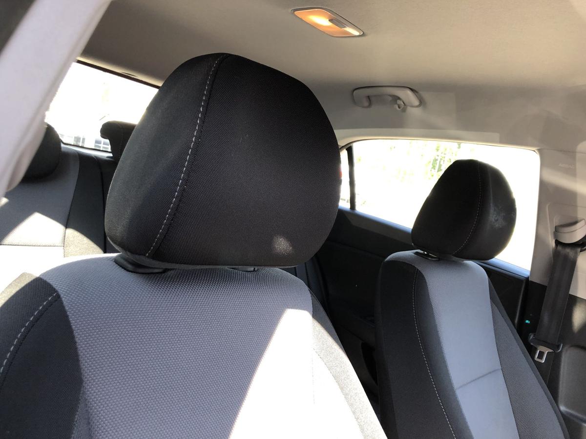 Hyundai i20 GB Sitz vorn rechts Beifahrersitz f&uuml;r 5 t&uuml;rer Stoffsitz mit Heizung