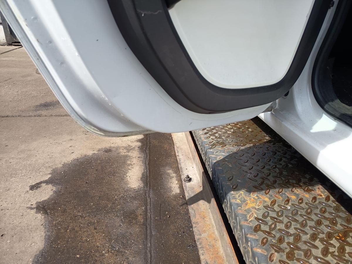 Renault Twingo III original T&uuml;r hinten links OVQNJ Wei&szlig; Bj 2014