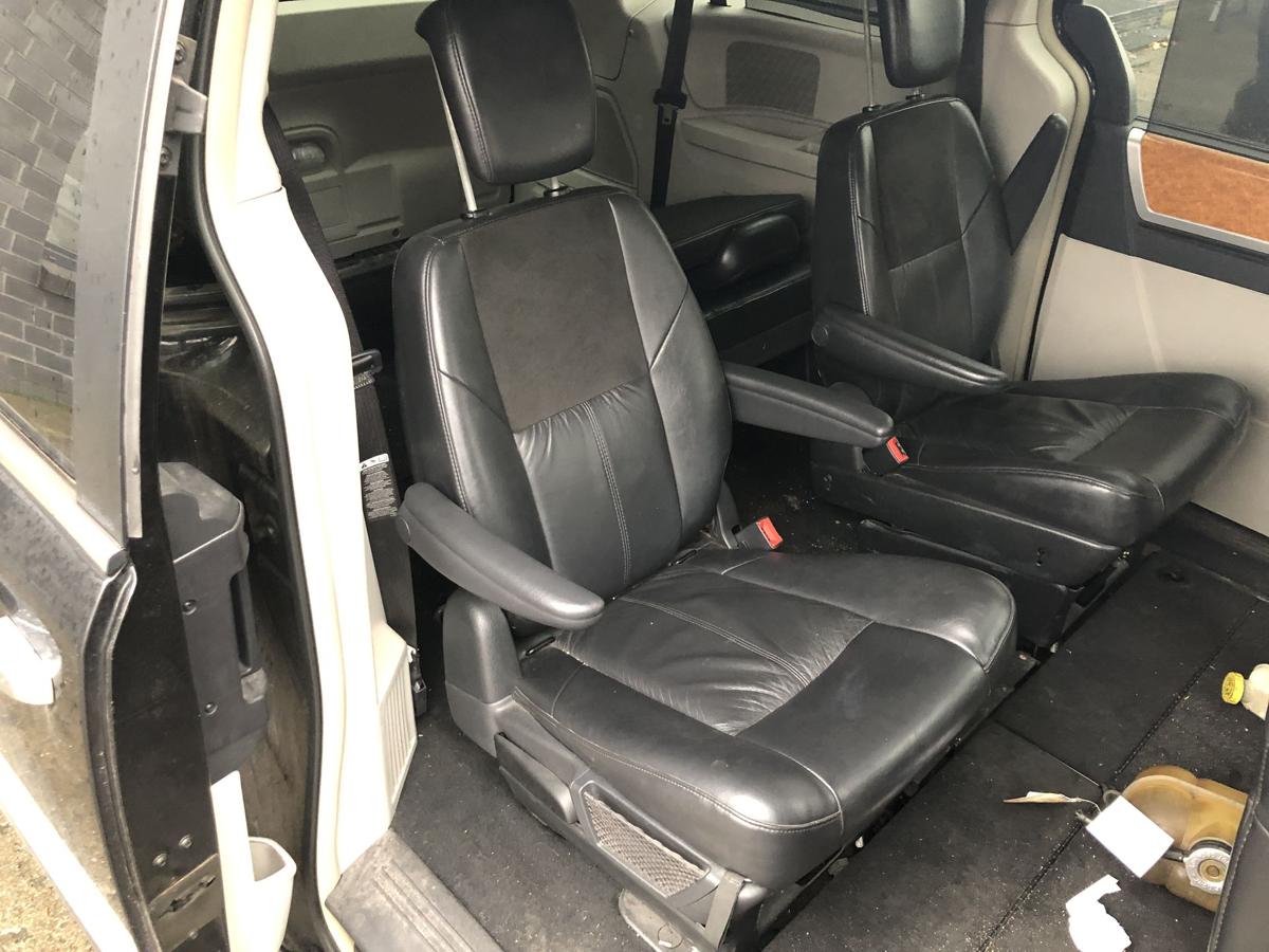 Chrysler Grand Voyager RT Einzelsitz 2. Reihe rechts Leder Alcantara Rücksitz
