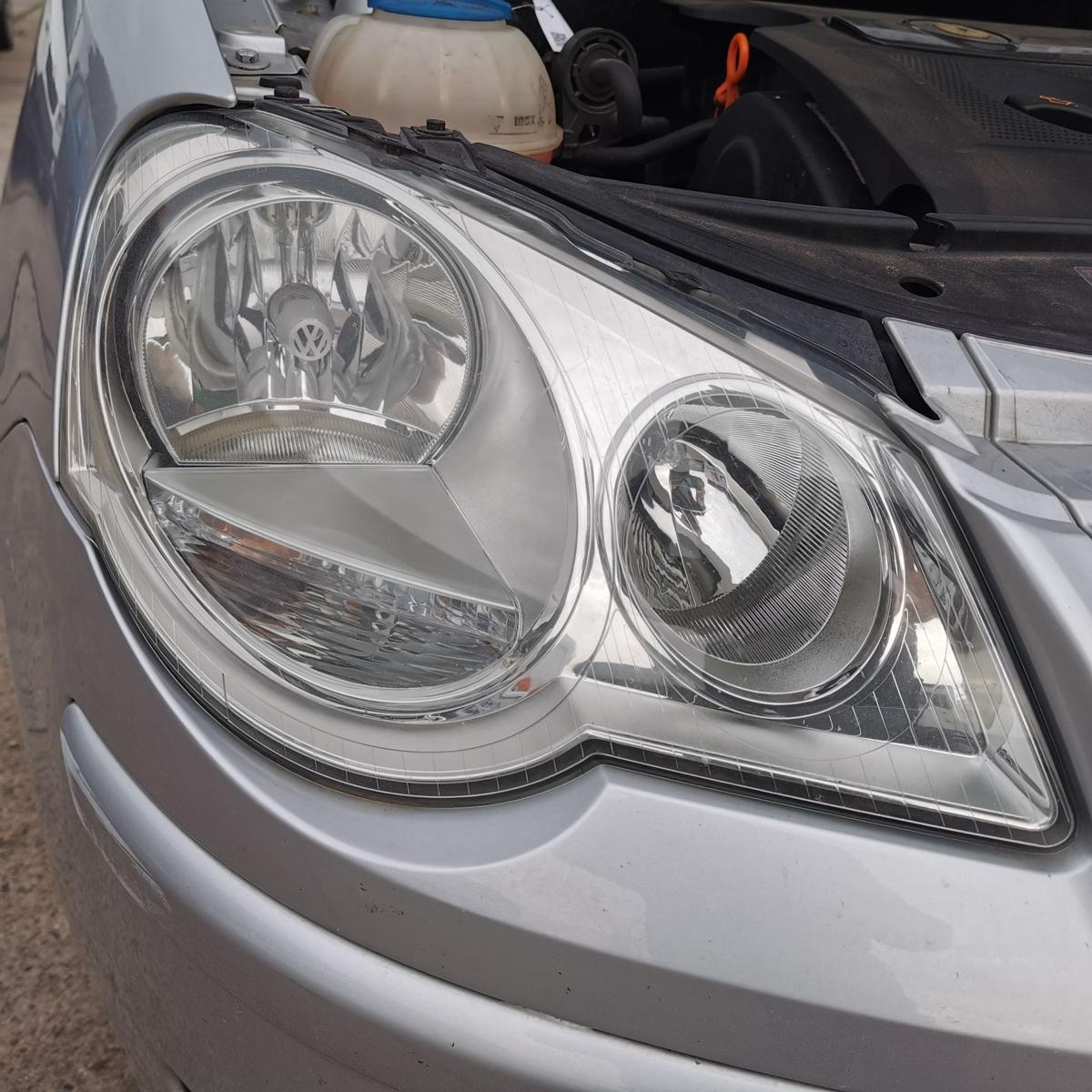 VW Polo 9N3 Scheinwerfer Hauptscheinwerfer Frontscheinwerfer Lampe vorn rechts